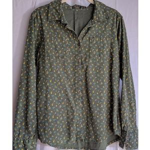 Olive green prAna button up - excellent condition!